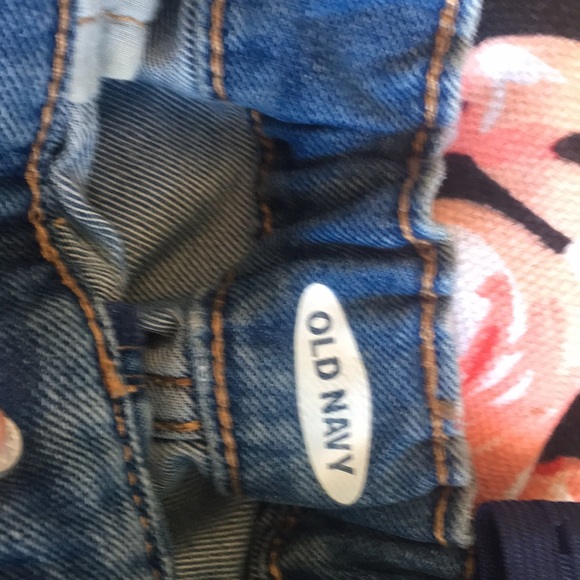 Size 10 cute jeans shorts - Picture 2 of 4